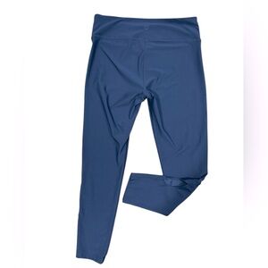 Vogo Athletica Navy Crop Leggings